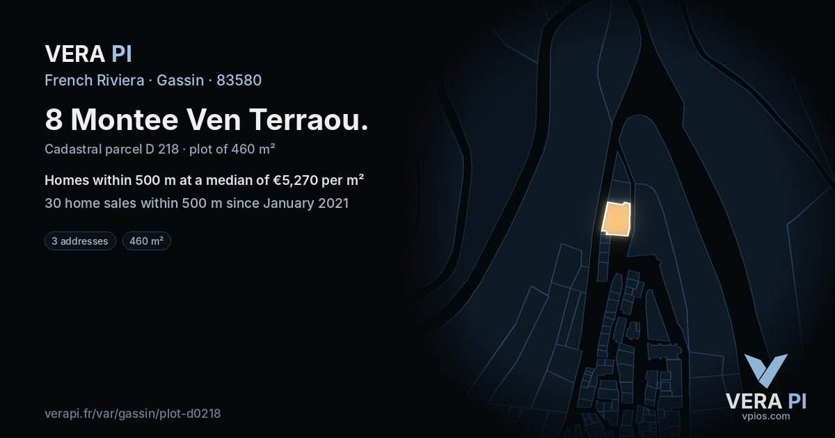 8 Montee Ven Terraou, Gassin at night – the plot lit, the parcels around coloured by the prices near them