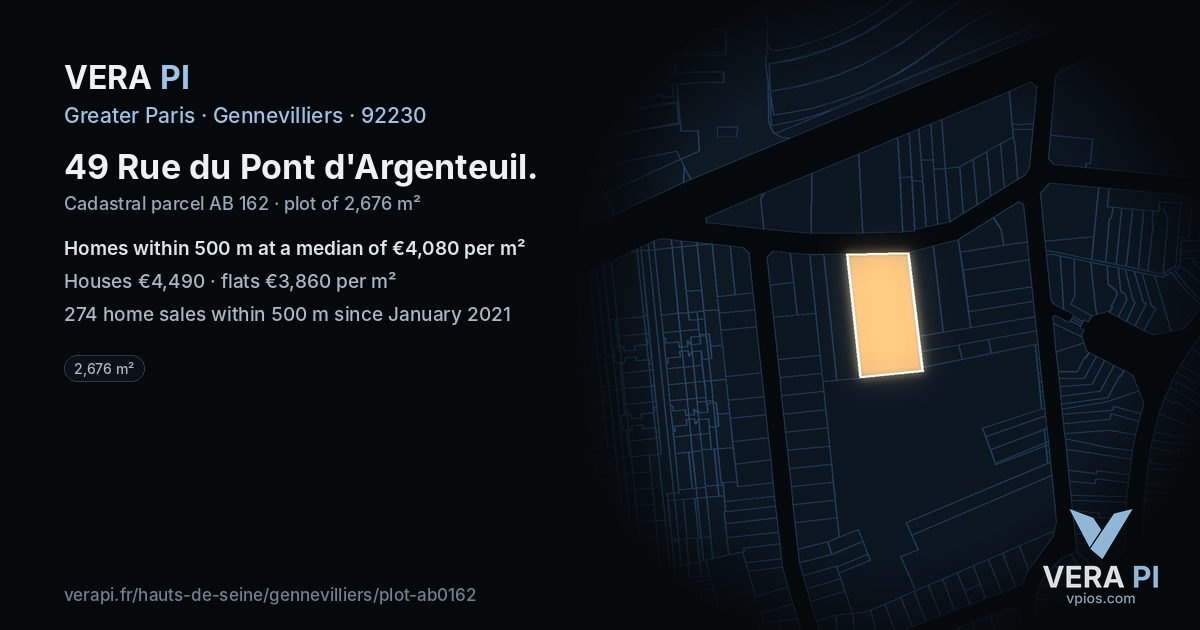 49 Rue du Pont d'Argenteuil, Gennevilliers at night – the plot lit, the parcels around coloured by the prices near them