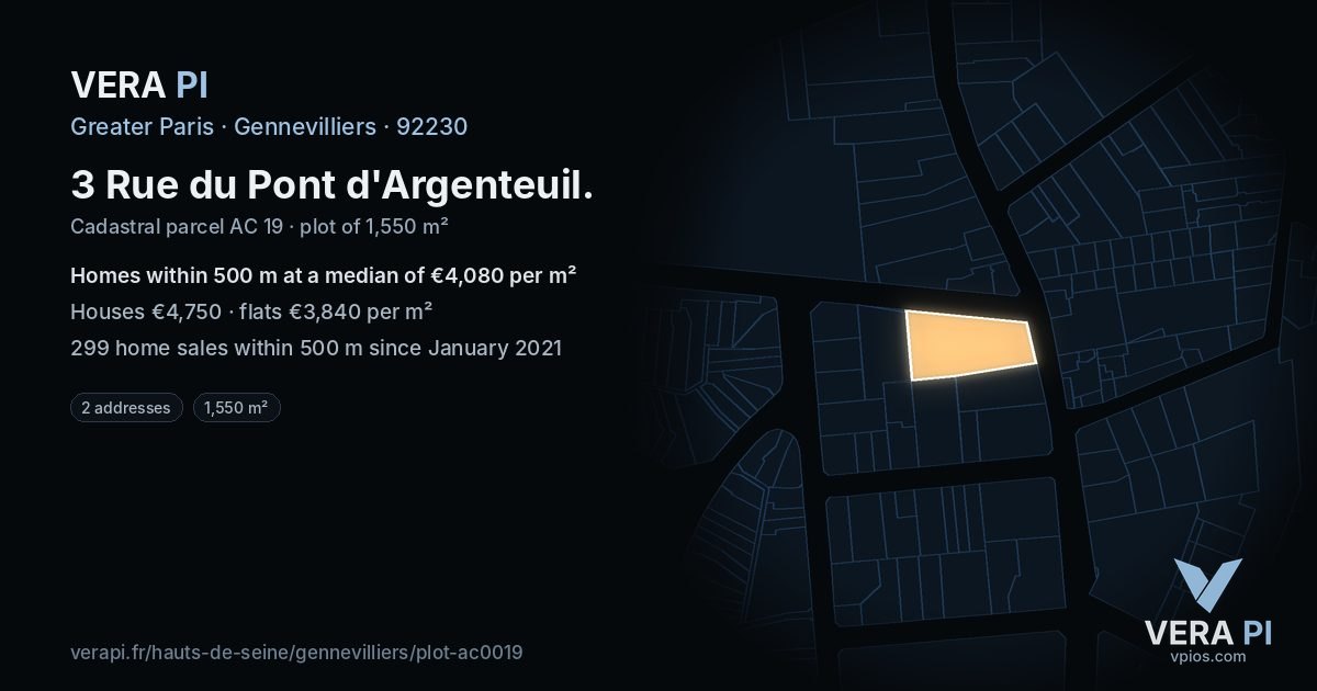 3 Rue du Pont d'Argenteuil, Gennevilliers at night – the plot lit, the parcels around coloured by the prices near them