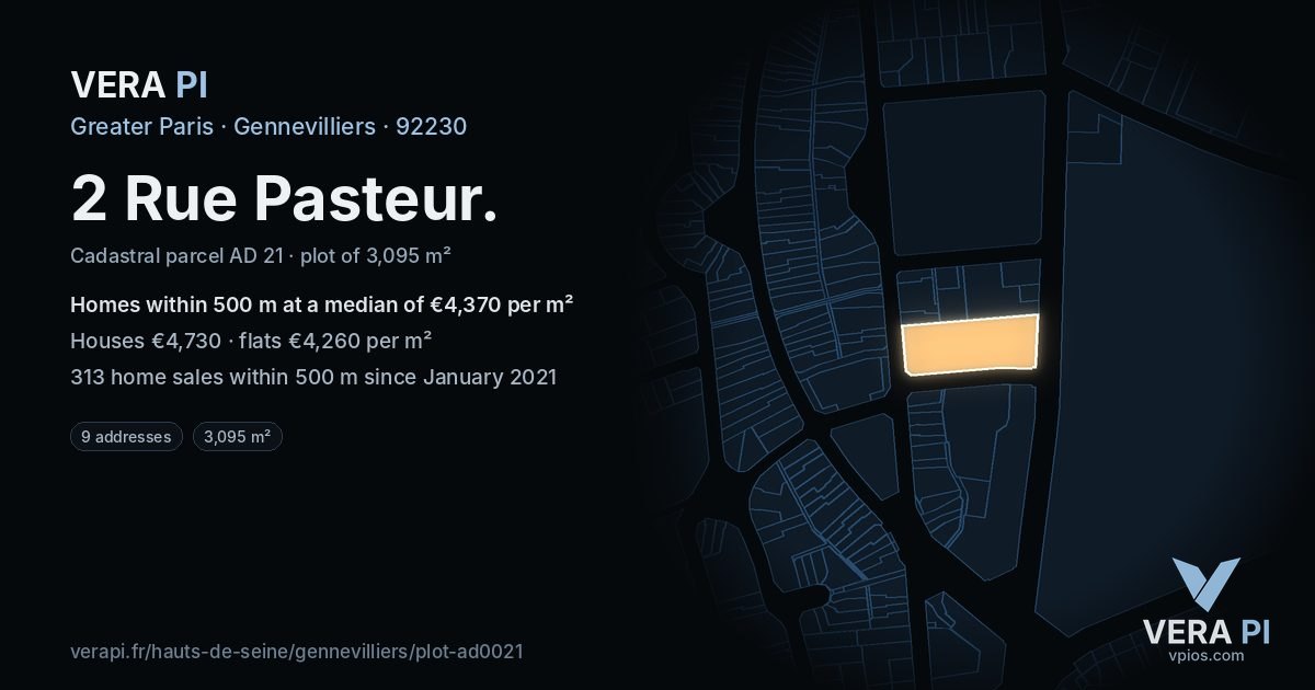 2 Rue Pasteur, Gennevilliers at night – the plot lit, the parcels around coloured by the prices near them