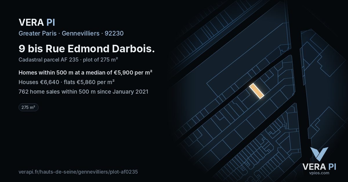 9 bis Rue Edmond Darbois, Gennevilliers at night – the plot lit, the parcels around coloured by the prices near them