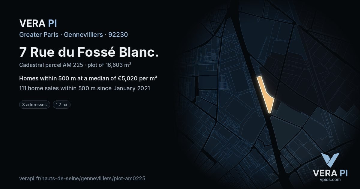 7 Rue du Fossé Blanc, Gennevilliers at night – the plot lit, the parcels around coloured by the prices near them