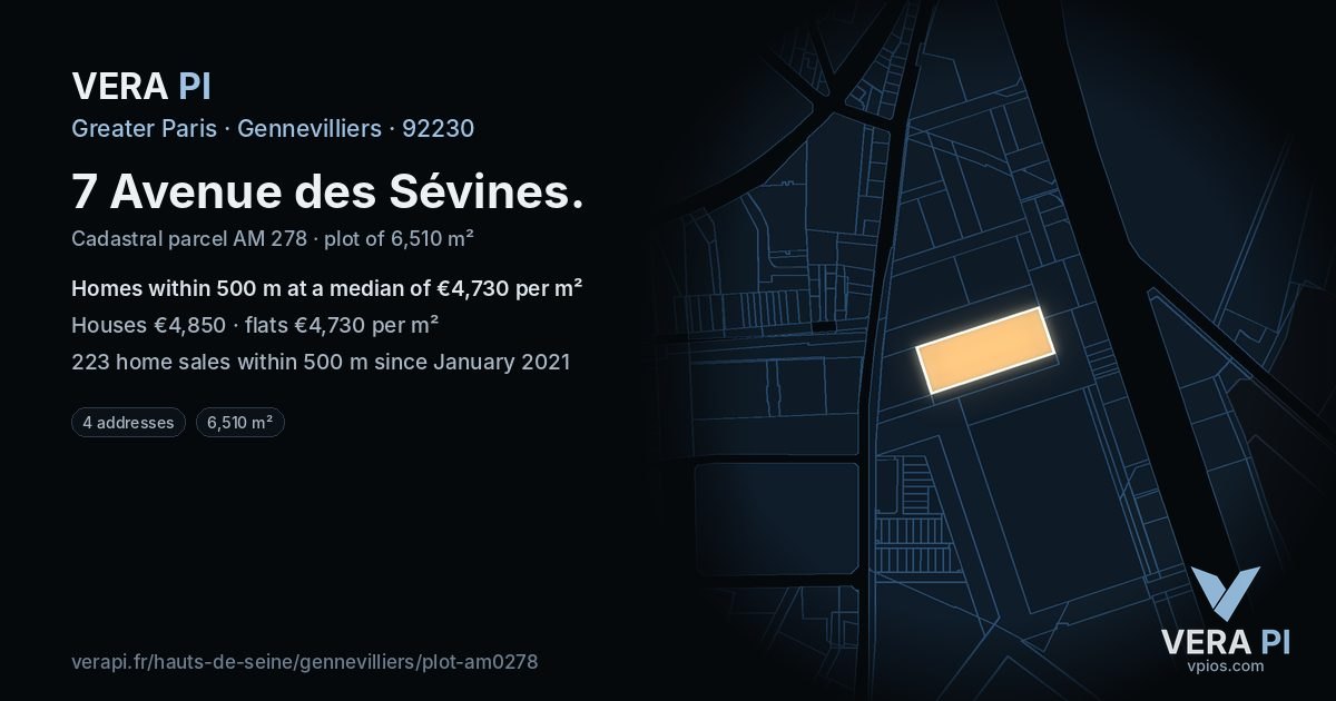 7 Avenue des Sévines, Gennevilliers at night – the plot lit, the parcels around coloured by the prices near them