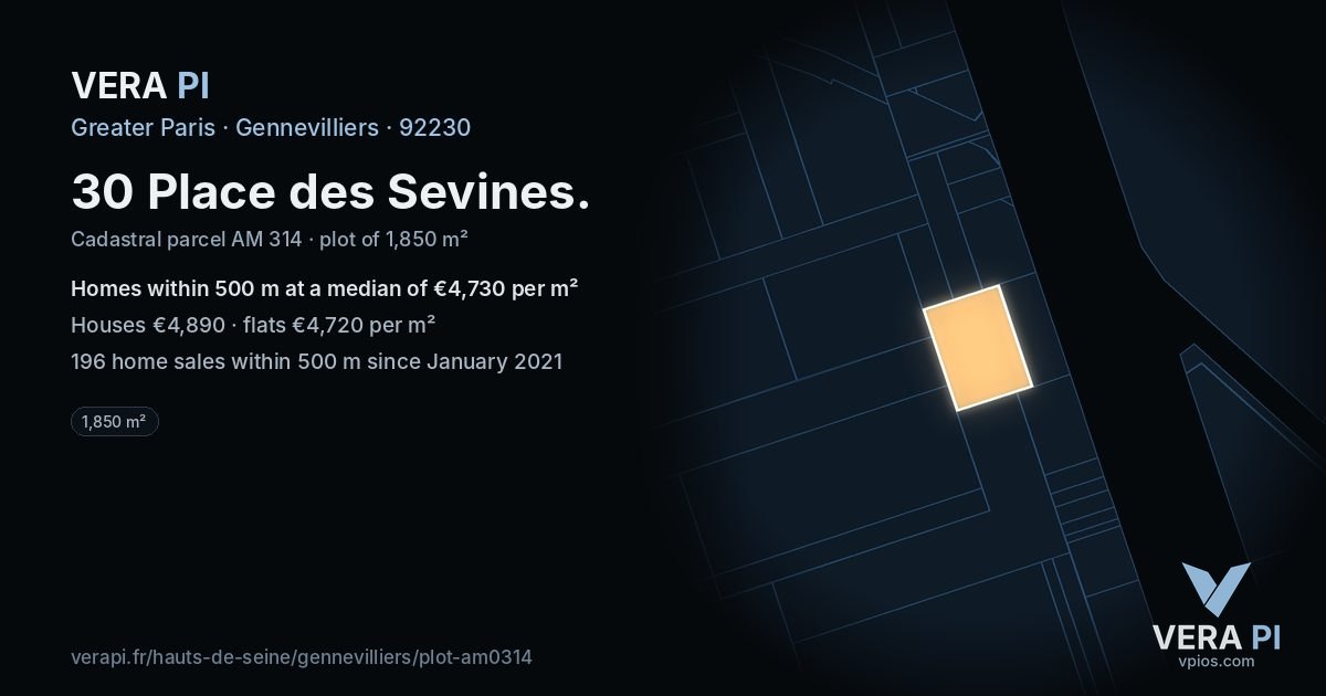 30 Place des Sevines, Gennevilliers at night – the plot lit, the parcels around coloured by the prices near them