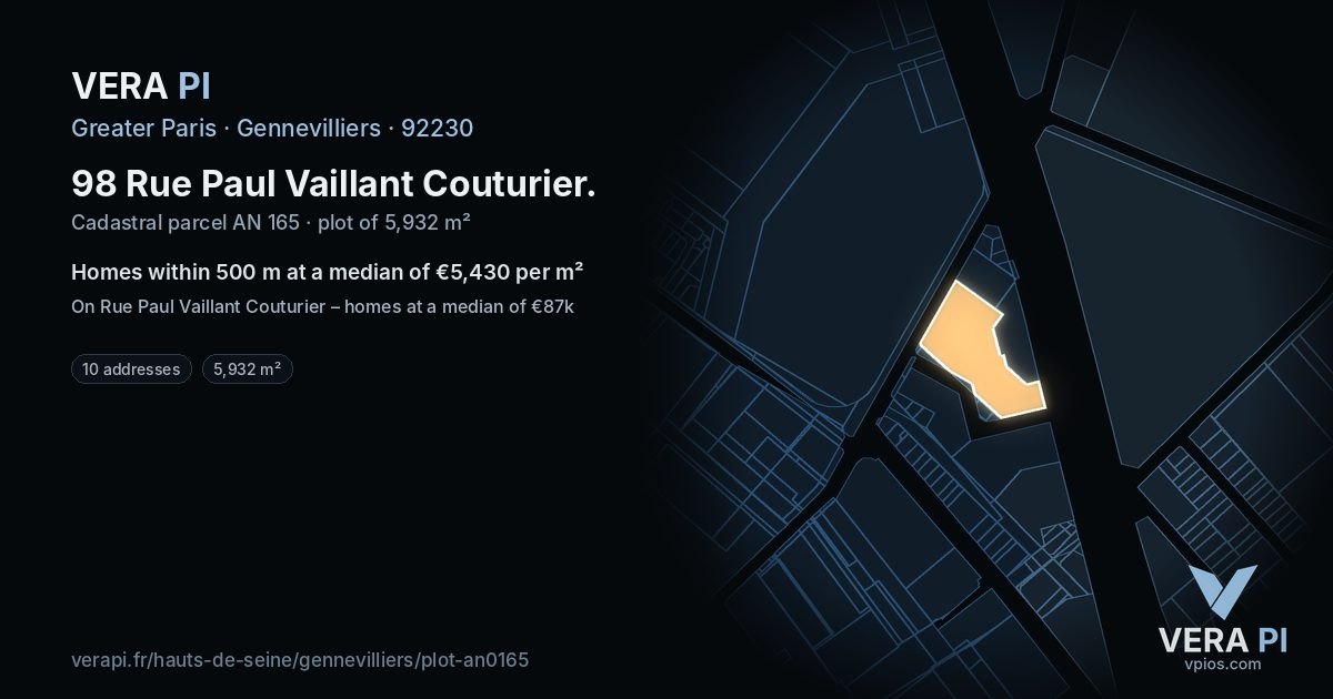98 Rue Paul Vaillant Couturier, Gennevilliers at night – the plot lit, the parcels around coloured by the prices near them