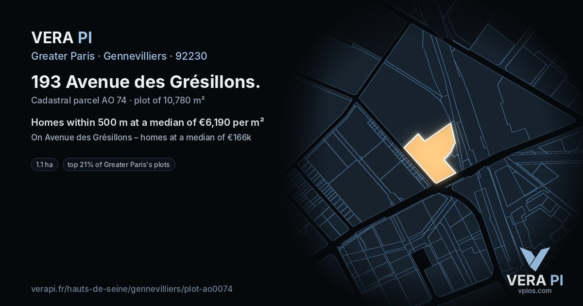 193 Avenue des Grésillons, Gennevilliers at night – the plot lit, the parcels around coloured by the prices near them