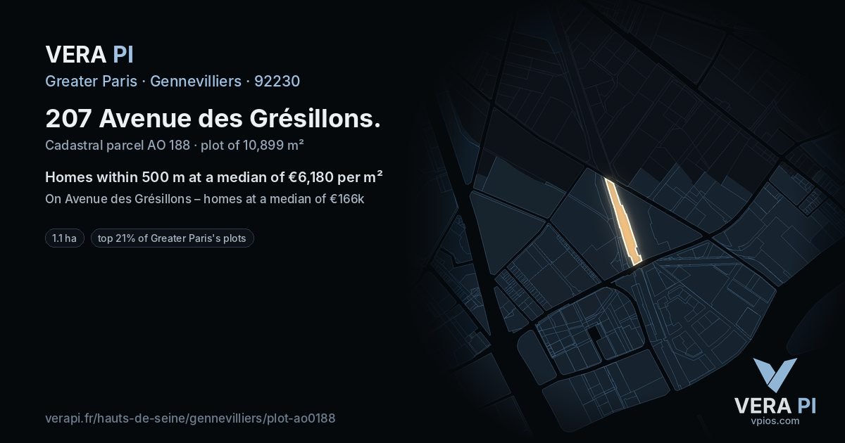 207 Avenue des Grésillons, Gennevilliers at night – the plot lit, the parcels around coloured by the prices near them