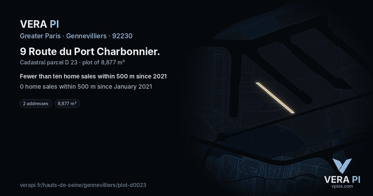 9 Route du Port Charbonnier, Gennevilliers at night – the plot lit, the parcels around coloured by the prices near them
