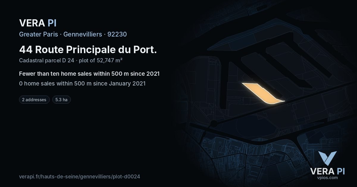 44 Route Principale du Port, Gennevilliers at night – the plot lit, the parcels around coloured by the prices near them