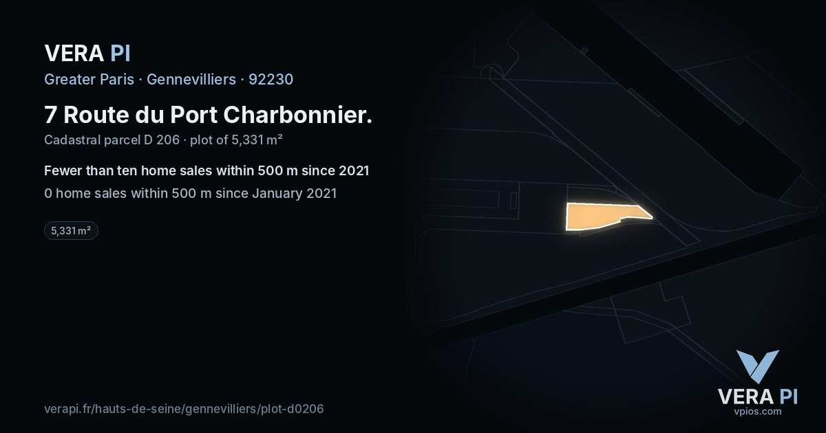 7 Route du Port Charbonnier, Gennevilliers at night – the plot lit, the parcels around coloured by the prices near them