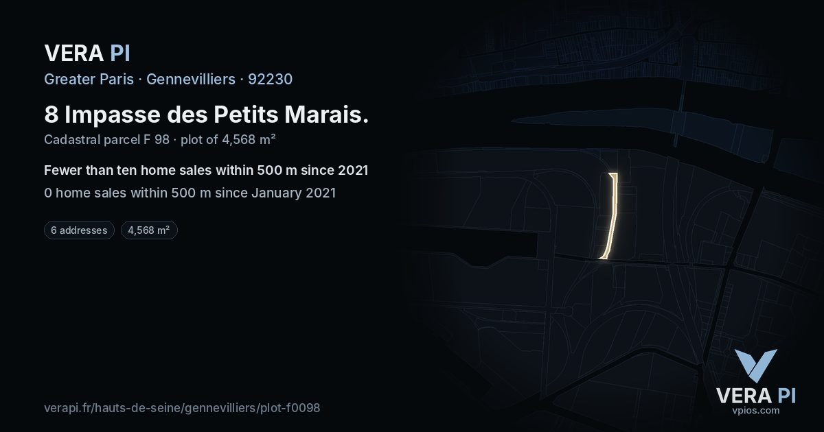 8 Impasse des Petits Marais, Gennevilliers at night – the plot lit, the parcels around coloured by the prices near them