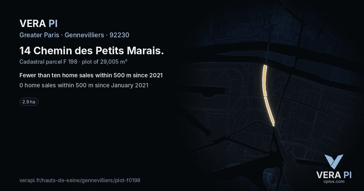 14 Chemin des Petits Marais, Gennevilliers at night – the plot lit, the parcels around coloured by the prices near them