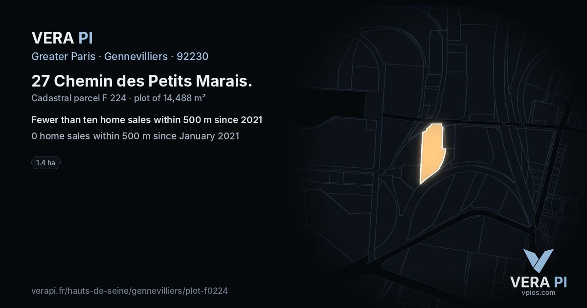 27 Chemin des Petits Marais, Gennevilliers at night – the plot lit, the parcels around coloured by the prices near them