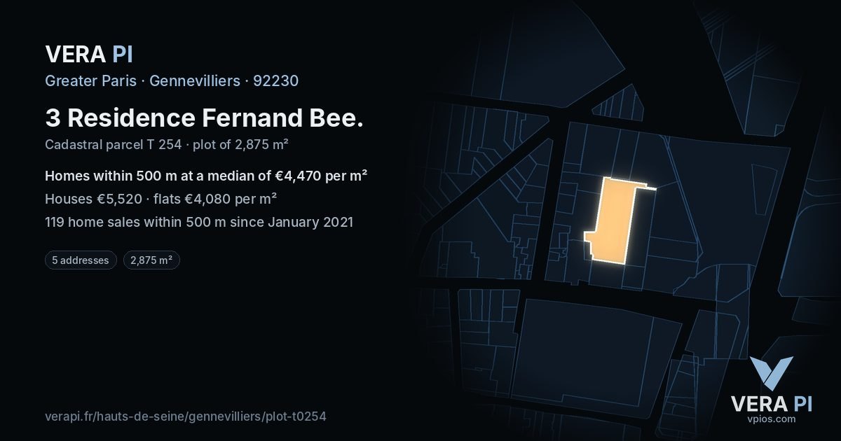 3 Residence Fernand Bee, Gennevilliers at night – the plot lit, the parcels around coloured by the prices near them