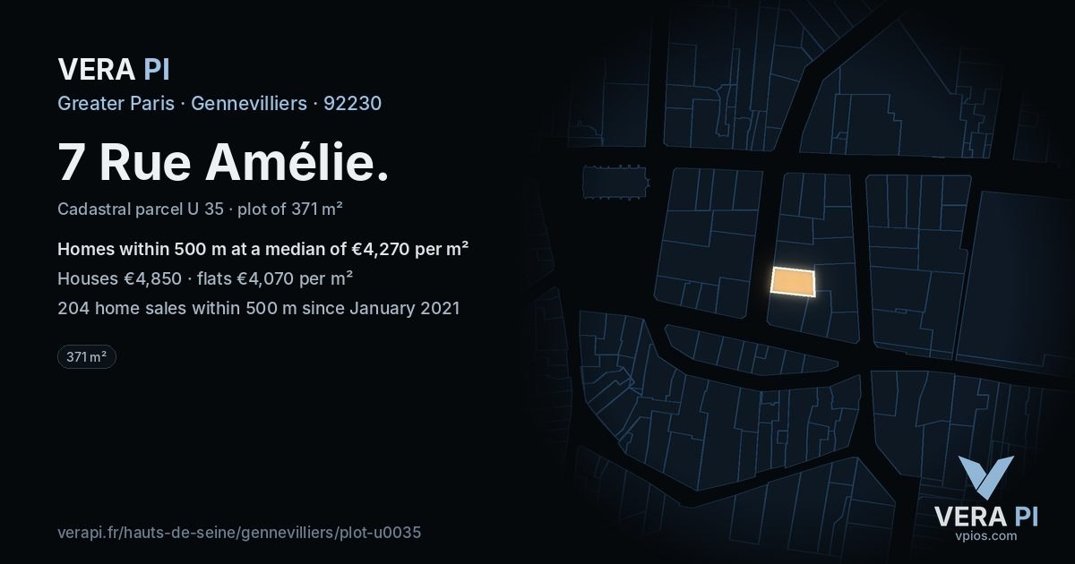 7 Rue Amélie, Gennevilliers at night – the plot lit, the parcels around coloured by the prices near them
