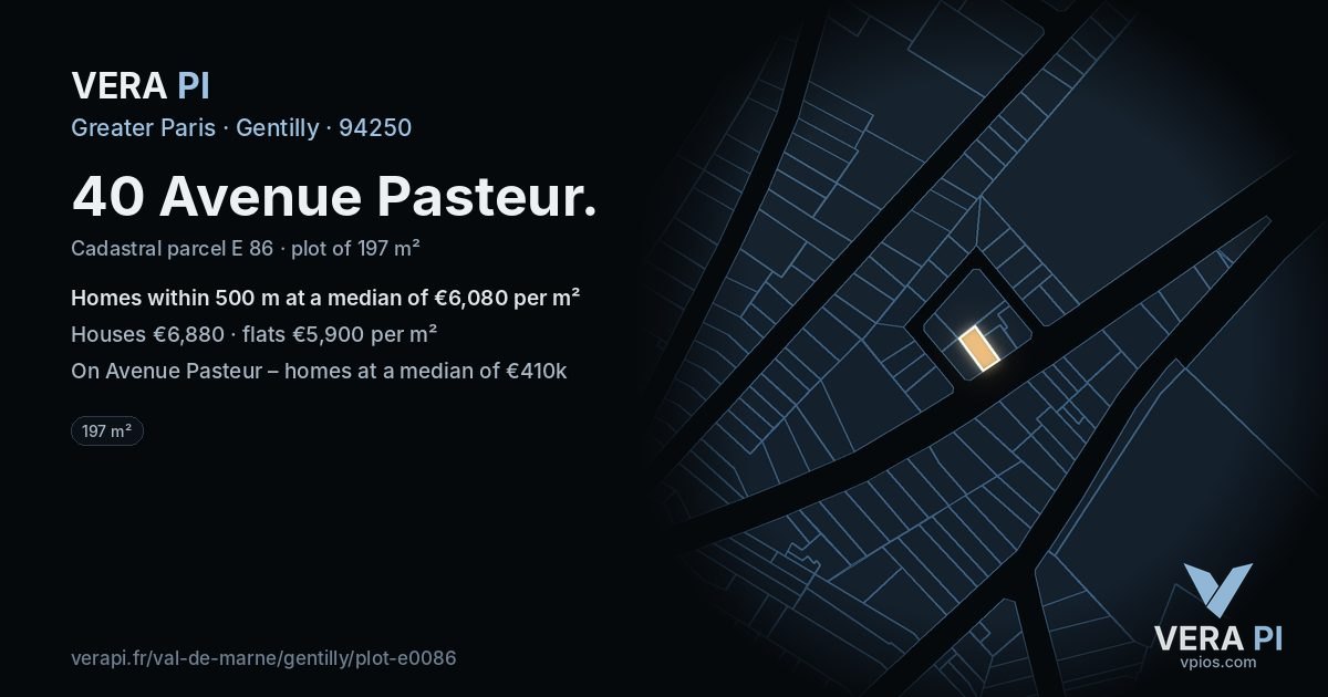 40 Avenue Pasteur, Gentilly at night – the plot lit, the parcels around coloured by the prices near them