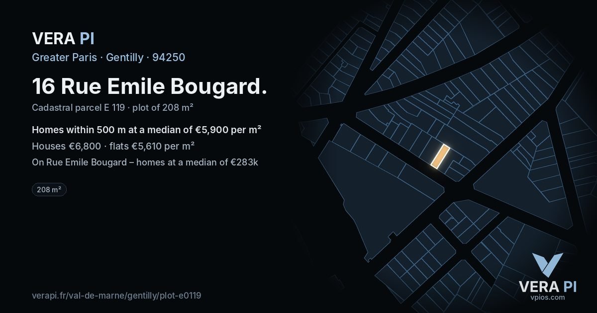 16 Rue Emile Bougard, Gentilly at night – the plot lit, the parcels around coloured by the prices near them