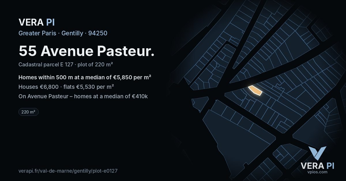 55 Avenue Pasteur, Gentilly at night – the plot lit, the parcels around coloured by the prices near them