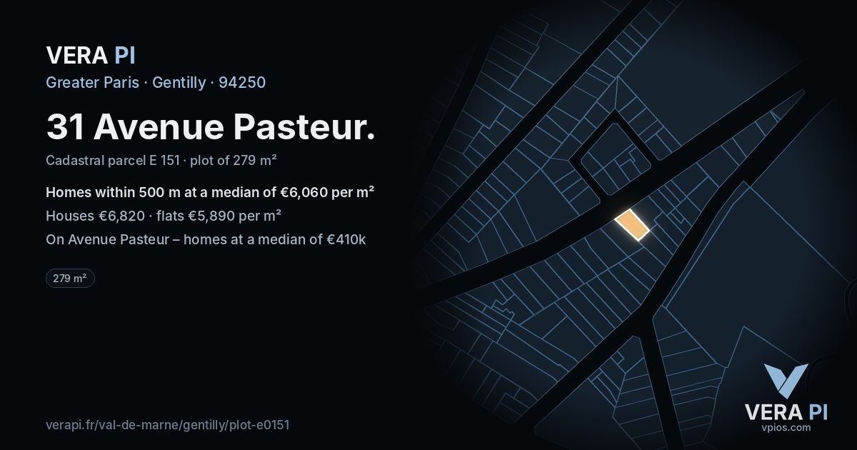 31 Avenue Pasteur, Gentilly at night – the plot lit, the parcels around coloured by the prices near them