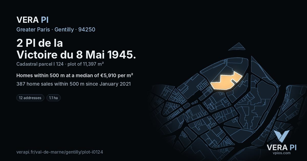 2 Pl de la Victoire du 8 Mai 1945, Gentilly at night – the plot lit, the parcels around coloured by the prices near them