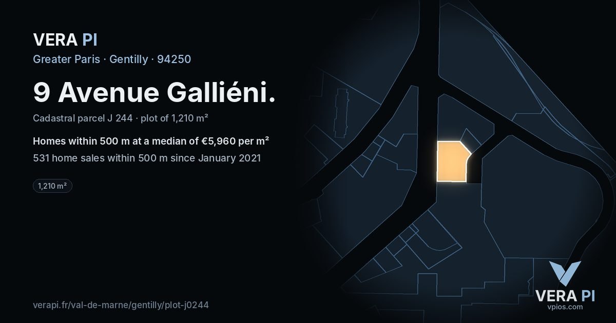 9 Avenue Galliéni, Gentilly at night – the plot lit, the parcels around coloured by the prices near them