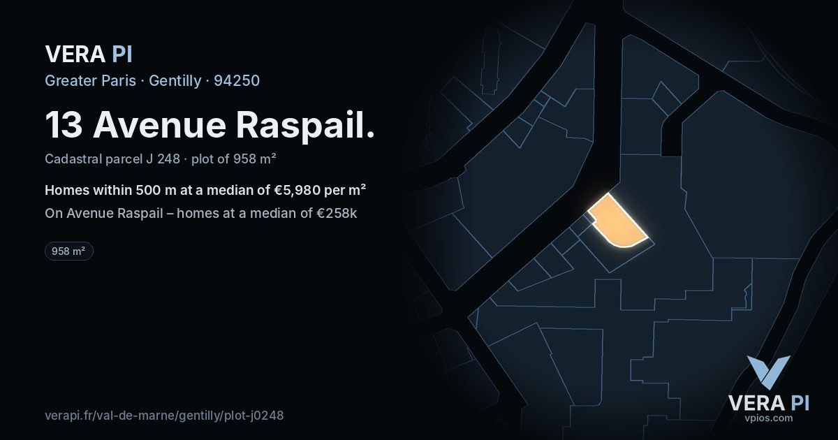 13 Avenue Raspail, Gentilly at night – the plot lit, the parcels around coloured by the prices near them