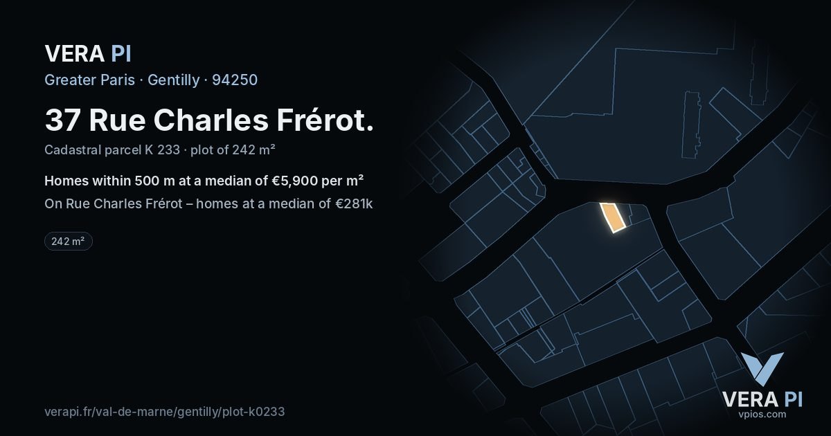 37 Rue Charles Frérot, Gentilly at night – the plot lit, the parcels around coloured by the prices near them