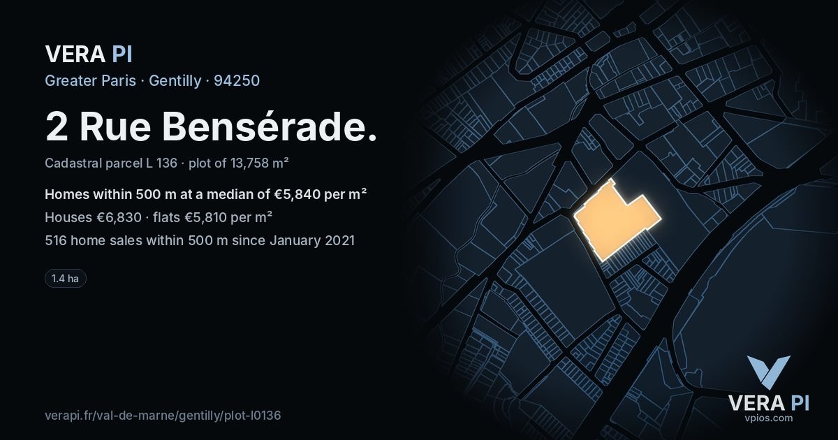2 Rue Bensérade, Gentilly at night – the plot lit, the parcels around coloured by the prices near them
