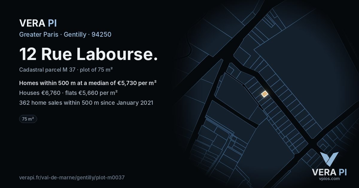 12 Rue Labourse, Gentilly at night – the plot lit, the parcels around coloured by the prices near them