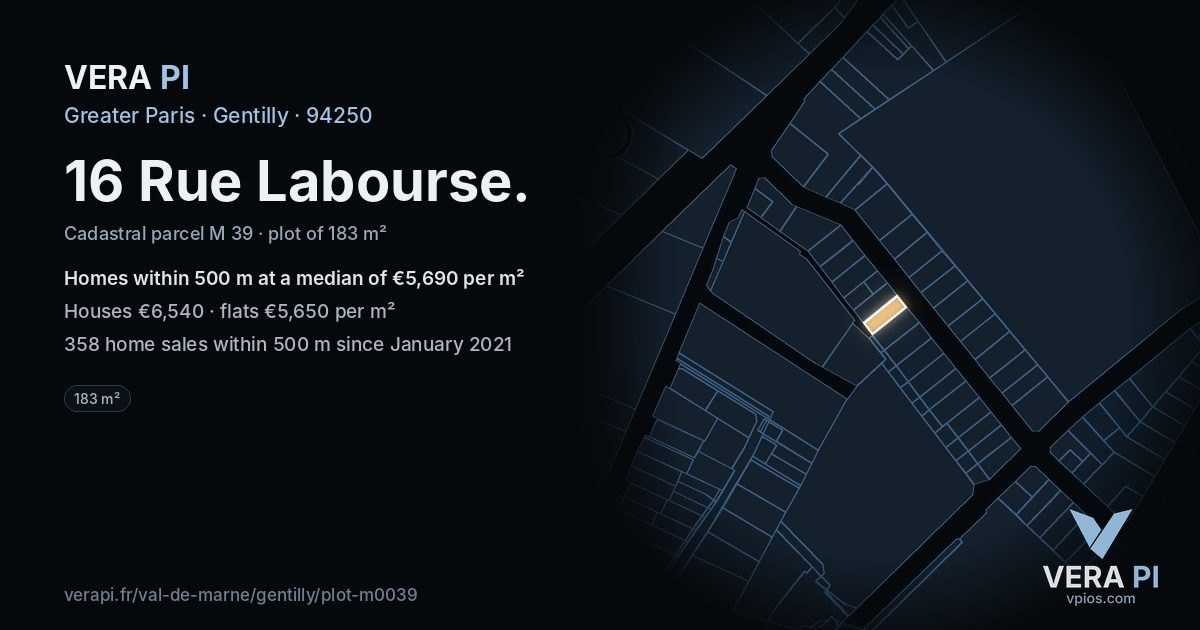 16 Rue Labourse, Gentilly at night – the plot lit, the parcels around coloured by the prices near them