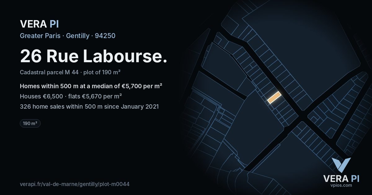 26 Rue Labourse, Gentilly at night – the plot lit, the parcels around coloured by the prices near them