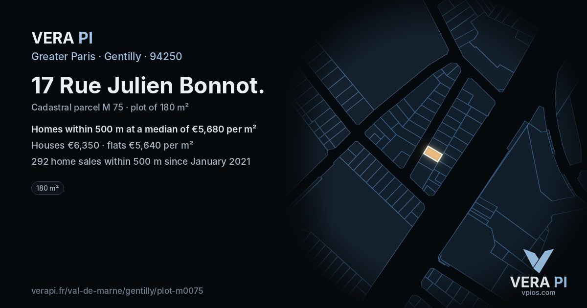 17 Rue Julien Bonnot, Gentilly at night – the plot lit, the parcels around coloured by the prices near them