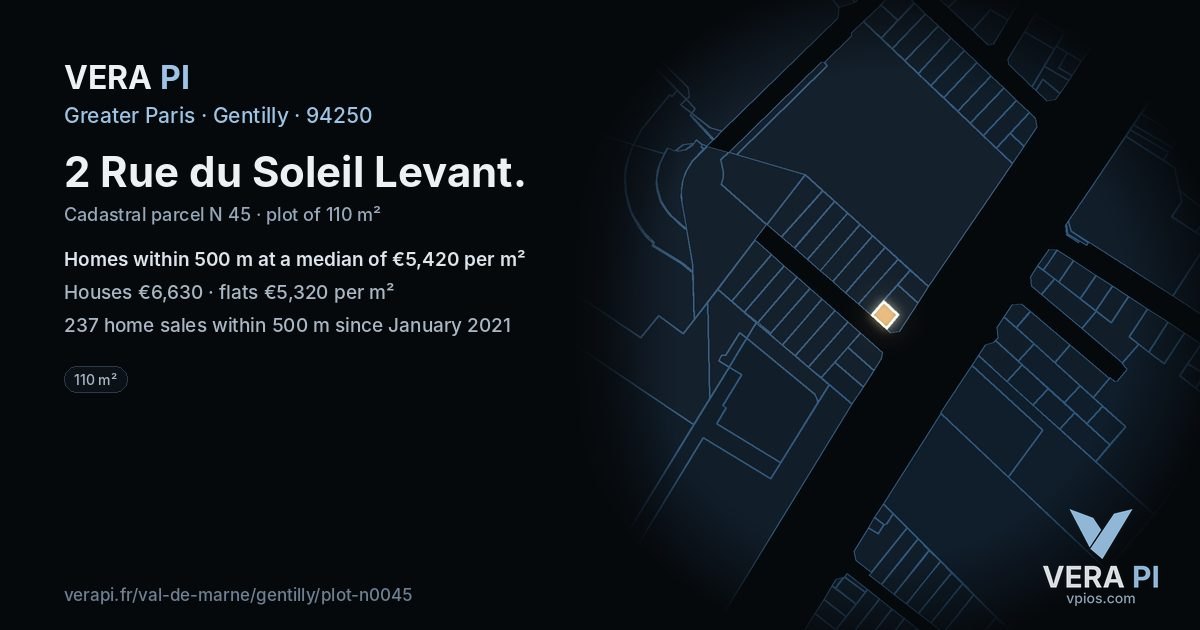 2 Rue du Soleil Levant, Gentilly at night – the plot lit, the parcels around coloured by the prices near them