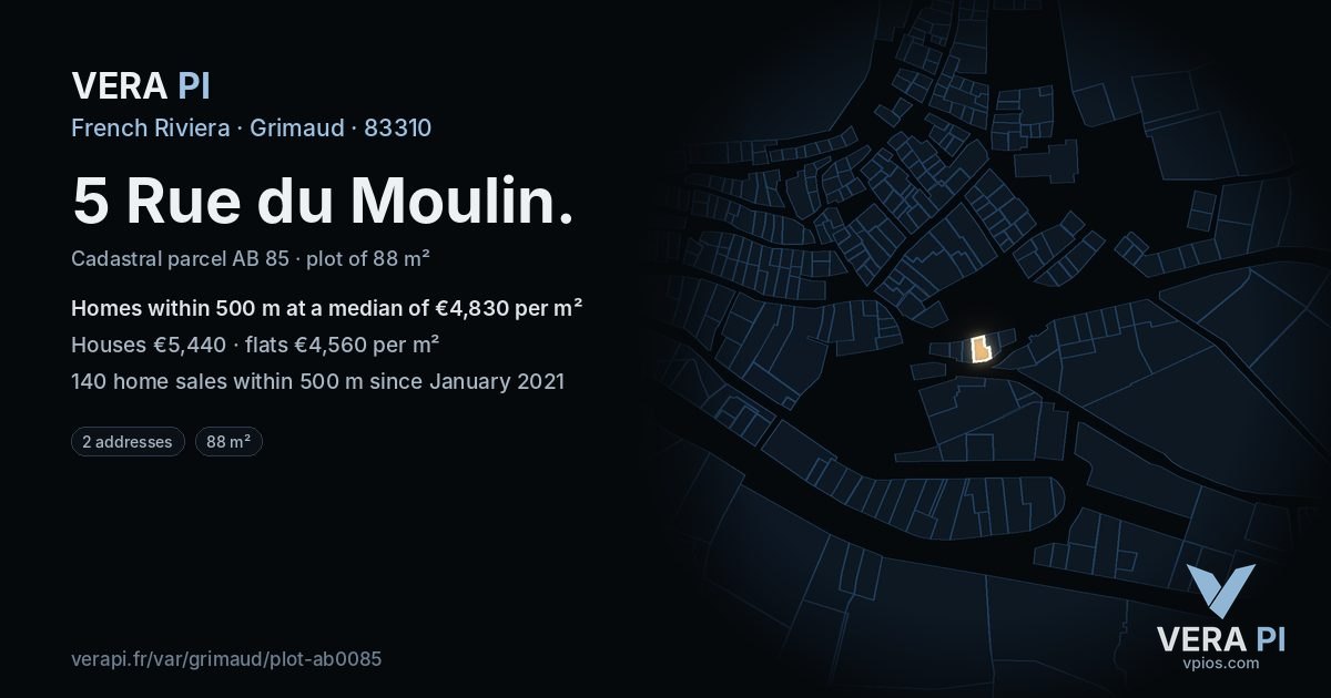 5 Rue du Moulin, Grimaud at night – the plot lit, the parcels around coloured by the prices near them