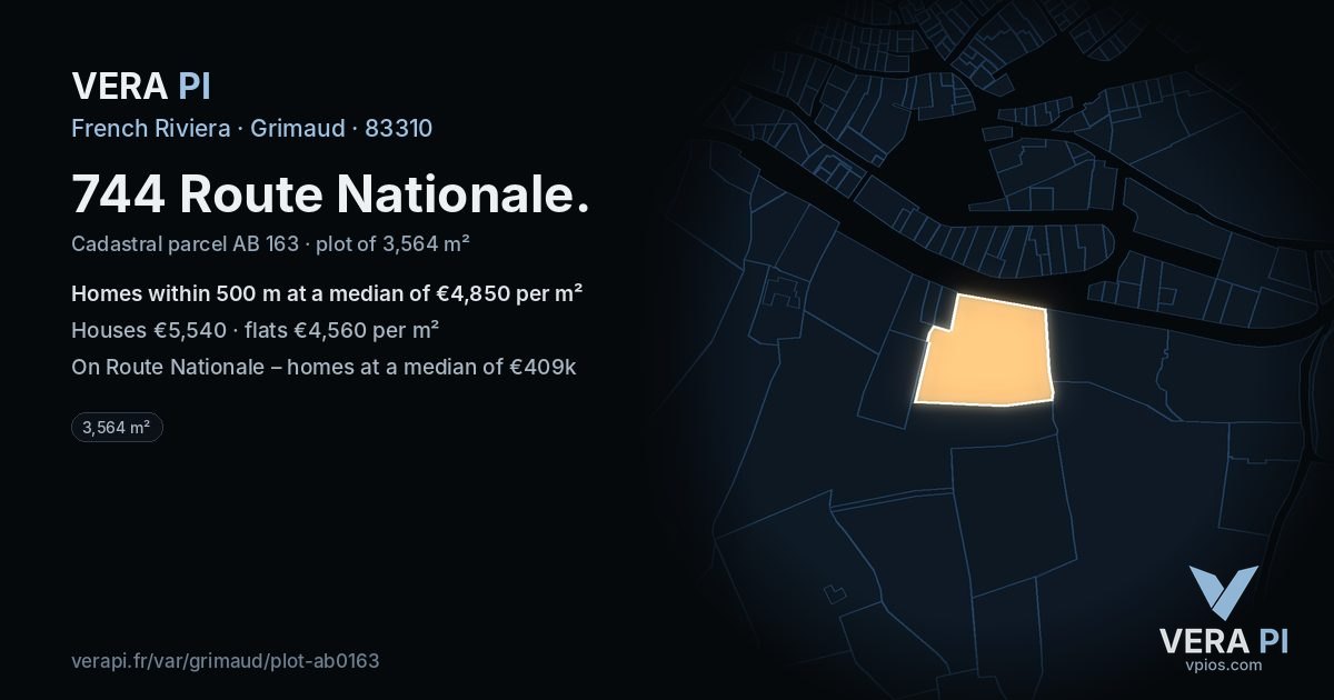744 Route Nationale, Grimaud at night – the plot lit, the parcels around coloured by the prices near them