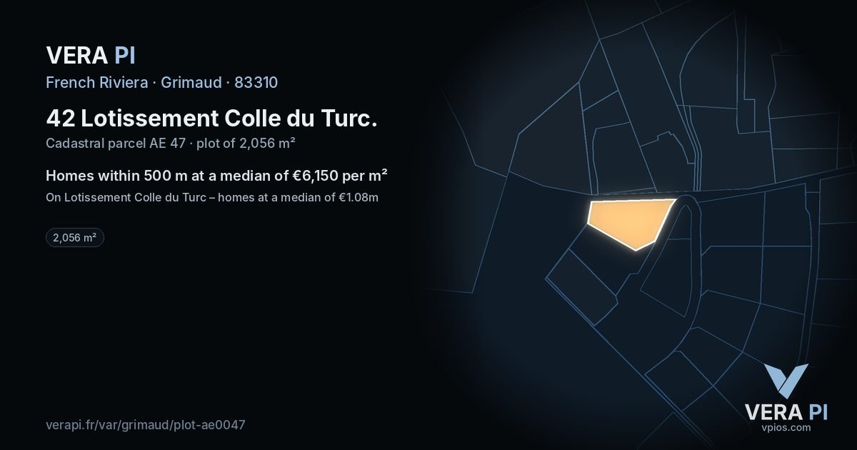 42 Lotissement Colle du Turc, Grimaud at night – the plot lit, the parcels around coloured by the prices near them