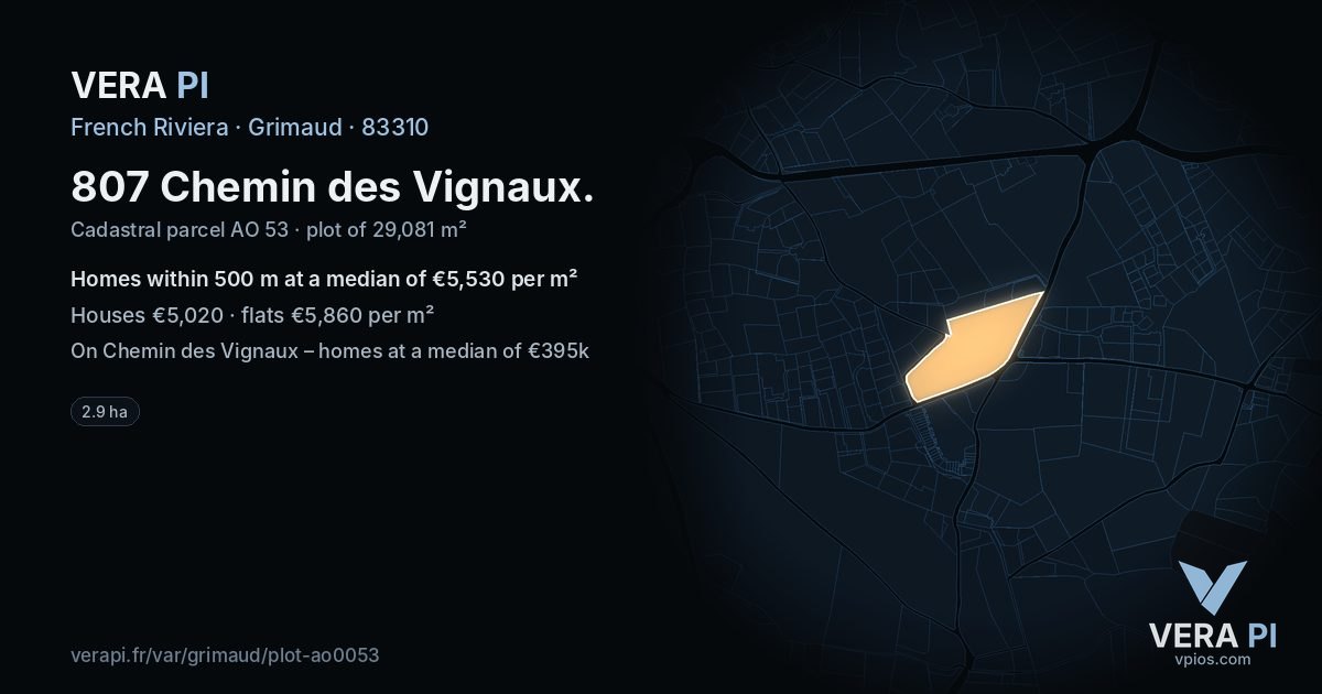 807 Chemin des Vignaux, Grimaud at night – the plot lit, the parcels around coloured by the prices near them