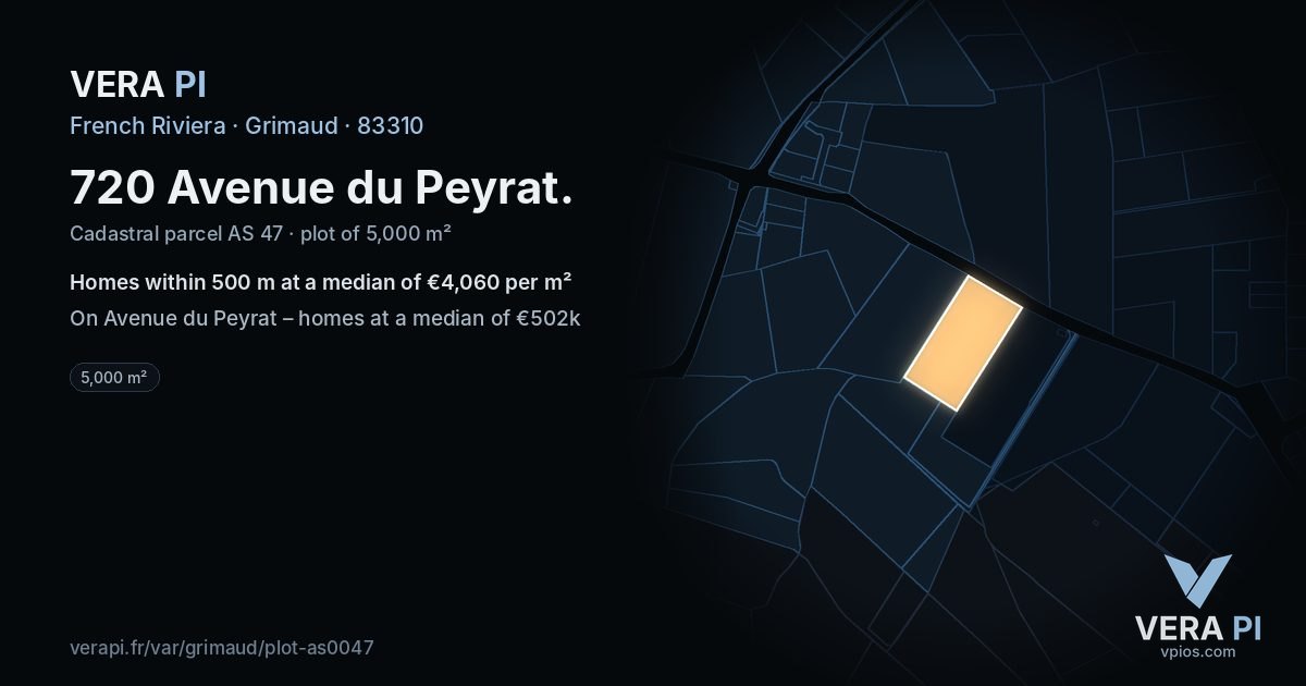 720 Avenue du Peyrat, Grimaud at night – the plot lit, the parcels around coloured by the prices near them