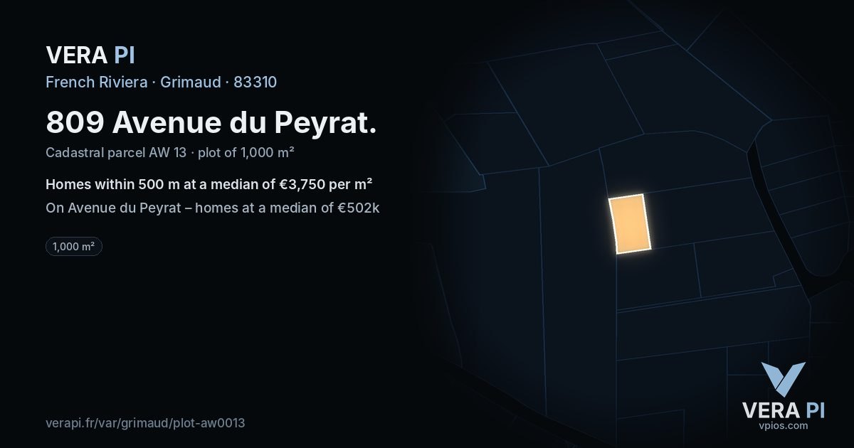 809 Avenue du Peyrat, Grimaud at night – the plot lit, the parcels around coloured by the prices near them