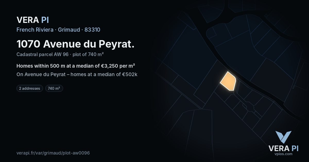 1070 Avenue du Peyrat, Grimaud at night – the plot lit, the parcels around coloured by the prices near them