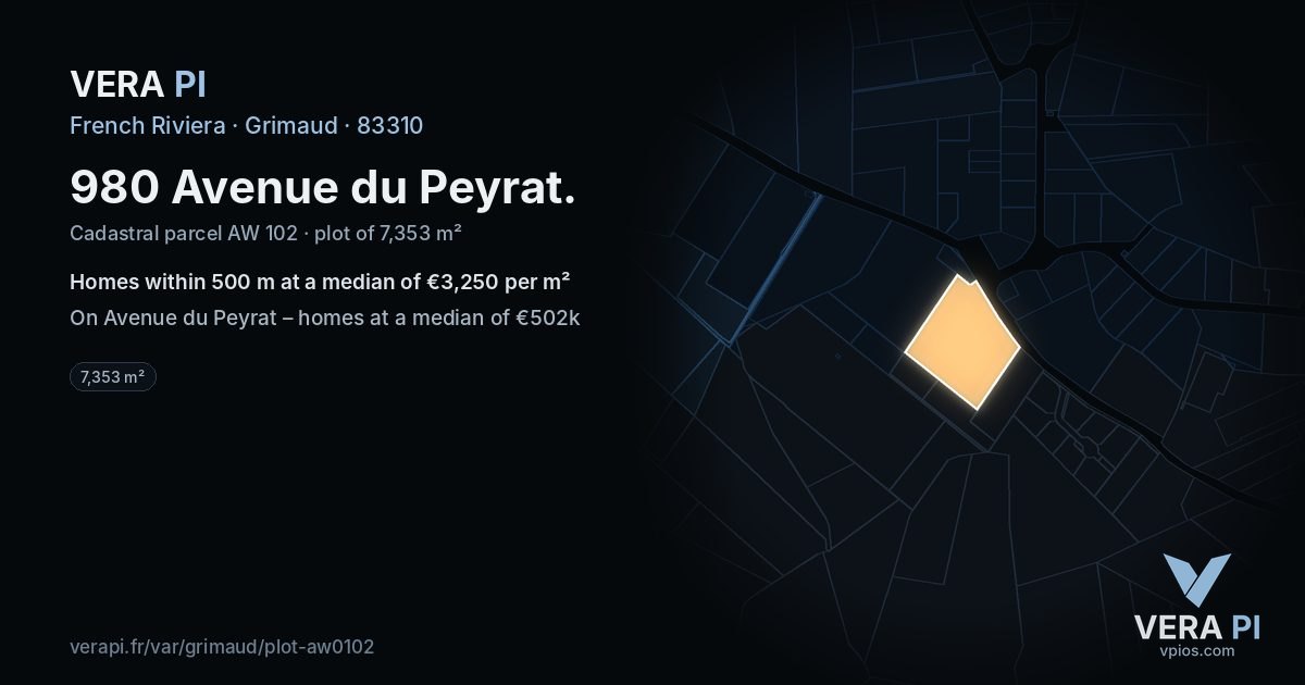 980 Avenue du Peyrat, Grimaud at night – the plot lit, the parcels around coloured by the prices near them