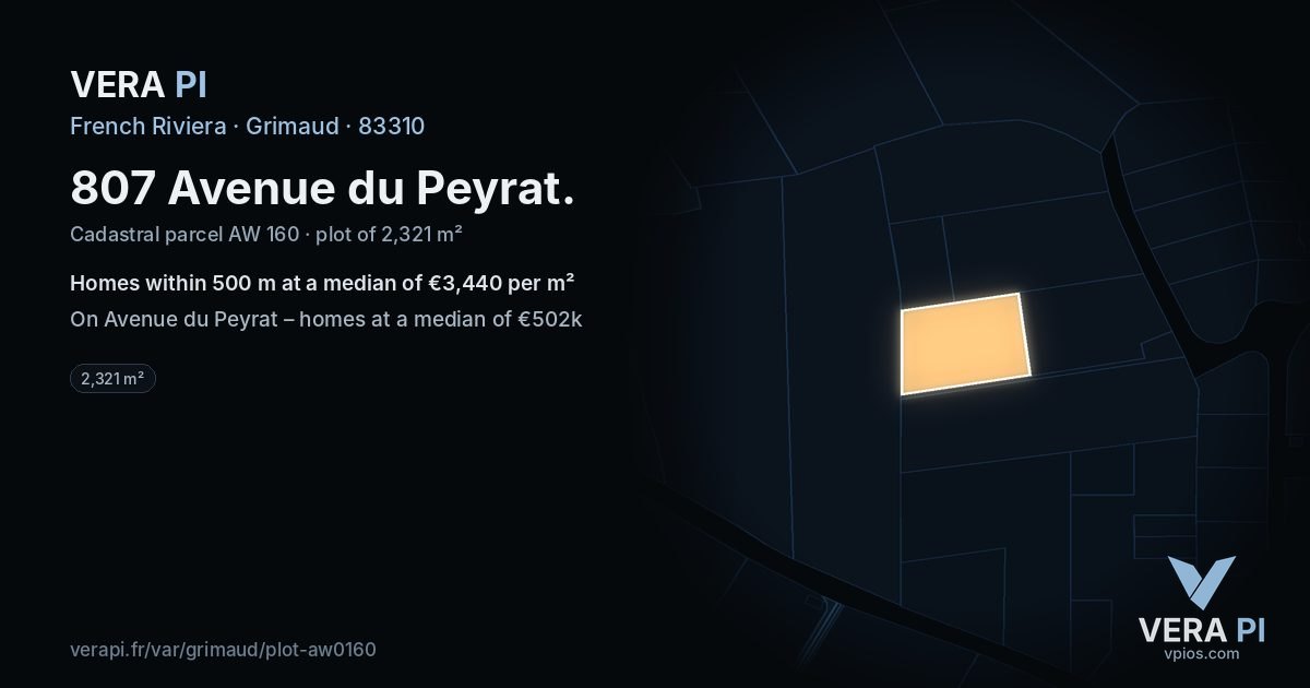 807 Avenue du Peyrat, Grimaud at night – the plot lit, the parcels around coloured by the prices near them