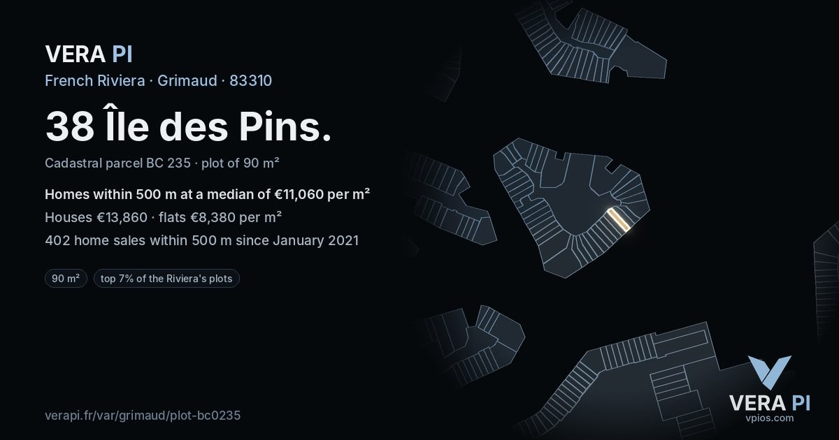 38 Île des Pins, Grimaud at night – the plot lit, the parcels around coloured by the prices near them