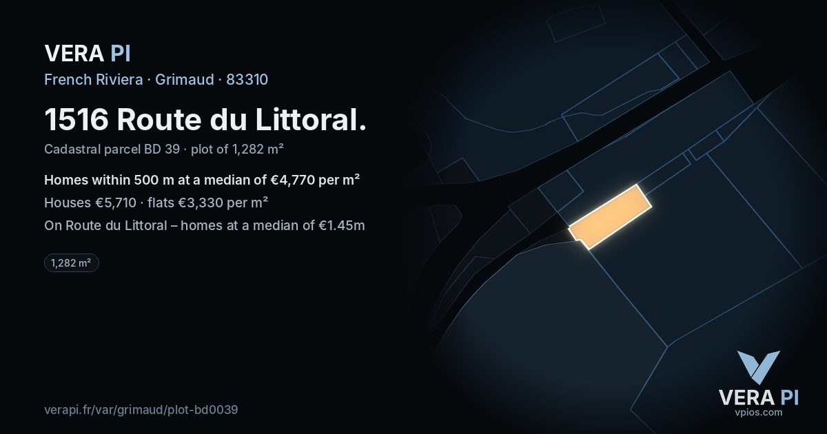 1516 Route du Littoral, Grimaud at night – the plot lit, the parcels around coloured by the prices near them