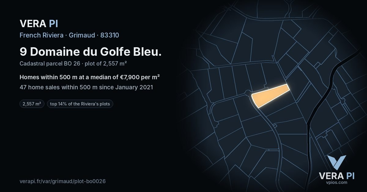 9 Domaine du Golfe Bleu, Grimaud at night – the plot lit, the parcels around coloured by the prices near them