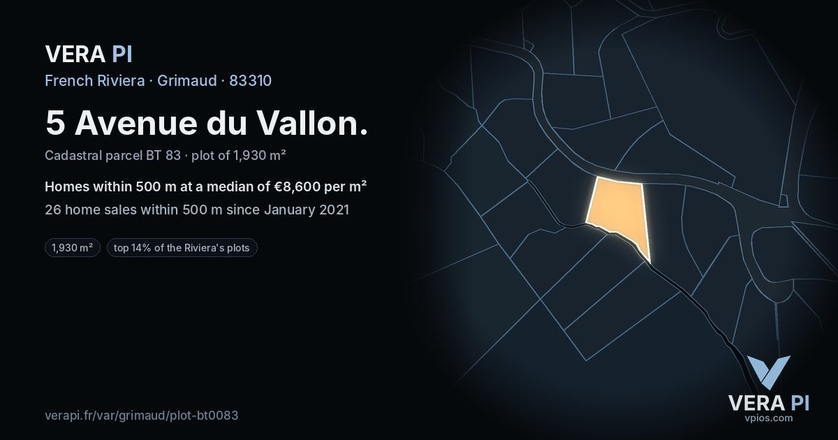 5 Avenue du Vallon, Grimaud at night – the plot lit, the parcels around coloured by the prices near them