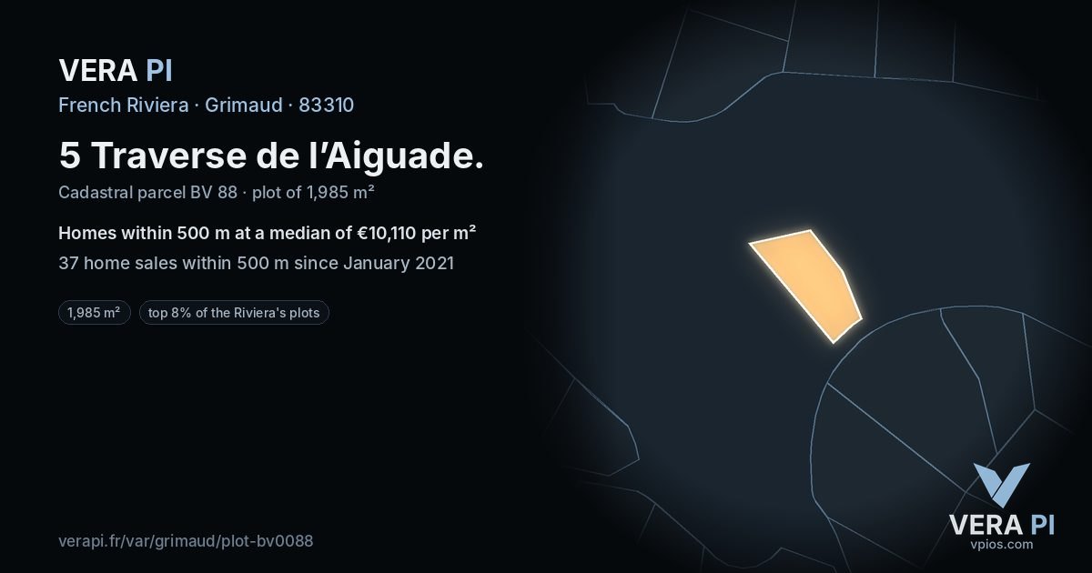 5 Traverse de l’Aiguade, Grimaud at night – the plot lit, the parcels around coloured by the prices near them