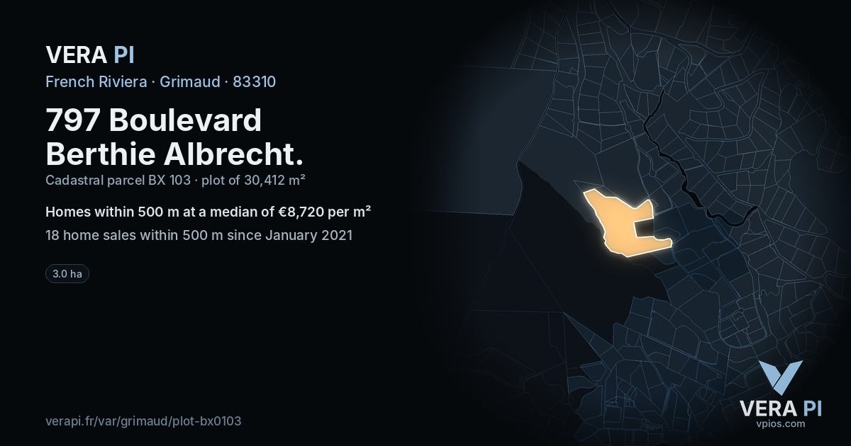 797 Boulevard Berthie Albrecht, Grimaud at night – the plot lit, the parcels around coloured by the prices near them