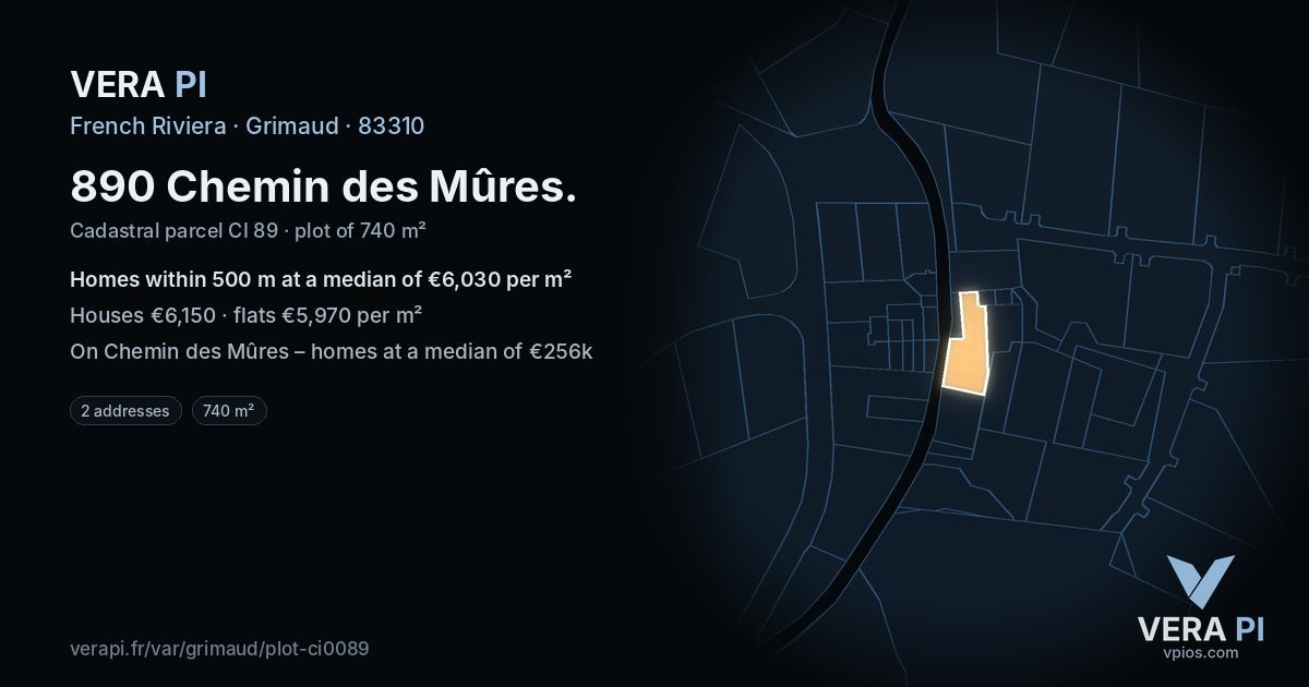 890 Chemin des Mûres, Grimaud at night – the plot lit, the parcels around coloured by the prices near them