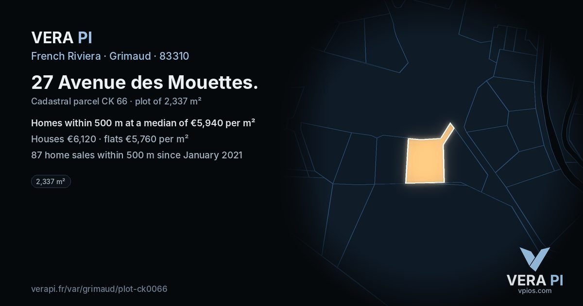27 Avenue des Mouettes, Grimaud at night – the plot lit, the parcels around coloured by the prices near them